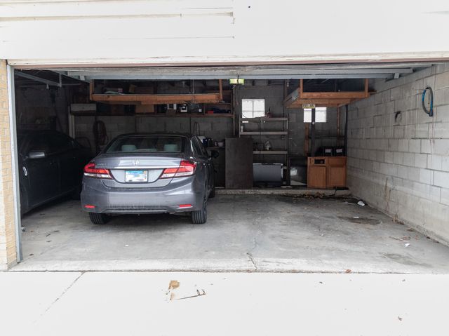 1488 Willow Avenue, Des Plaines, IL 60016