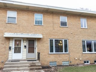 1488 Willow Avenue, Des Plaines, IL 60016