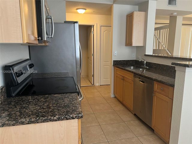 11010 Legacy Dr 102, Palm Beach Gardens, FL 33410
