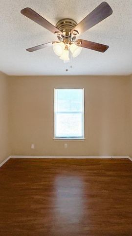 1302 Cardinal Oaks Drive, Mansfield, TX 76063