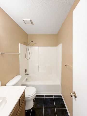 1302 Cardinal Oaks Drive, Mansfield, TX 76063