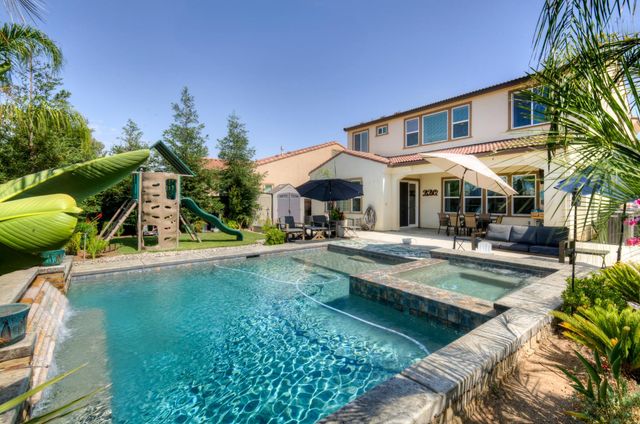 3211 Salem Avenue, Clovis, CA 93619