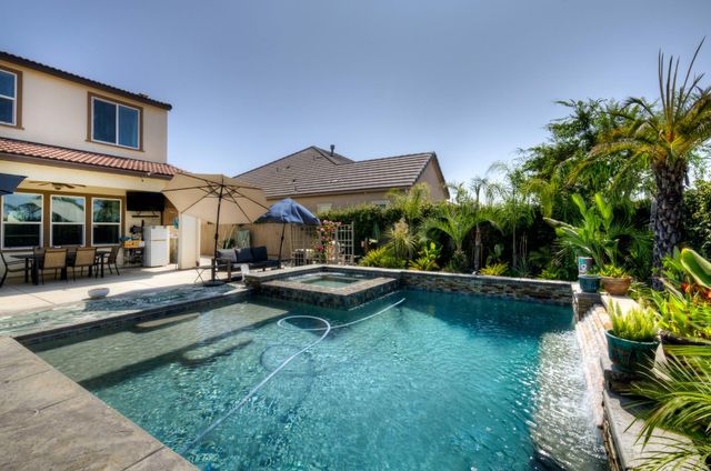 3211 Salem Avenue, Clovis, CA 93619