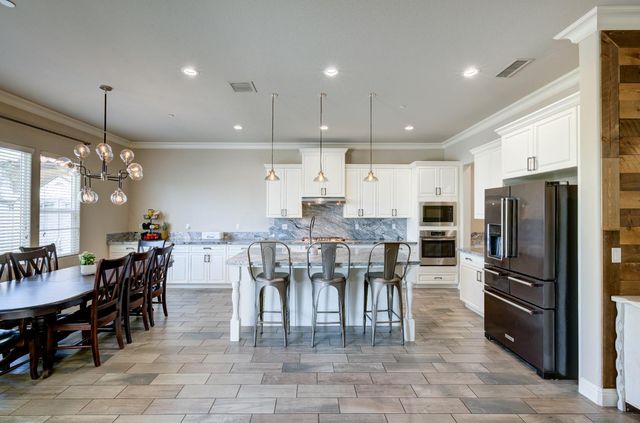 3211 Salem Avenue, Clovis, CA 93619