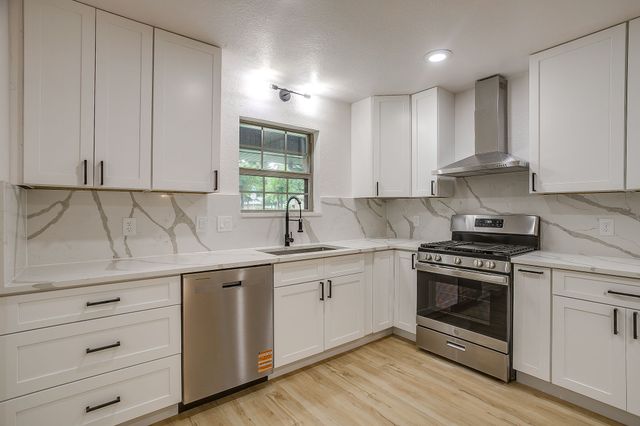 2601 Briarwood Drive, Plano, TX 75074