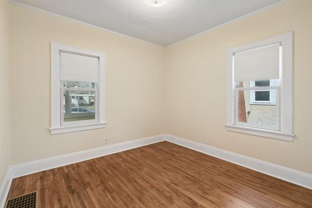 4725 37th Avenue S, Minneapolis, MN 55406