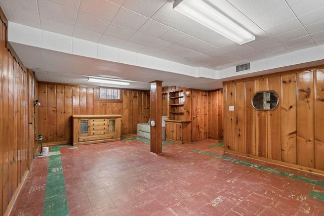 4725 37th Avenue S, Minneapolis, MN 55406