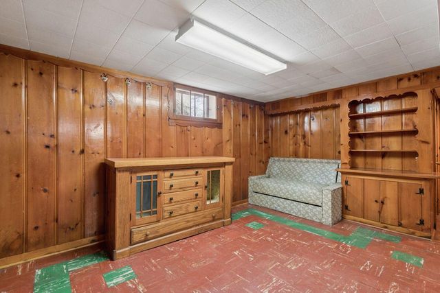 4725 37th Avenue S, Minneapolis, MN 55406