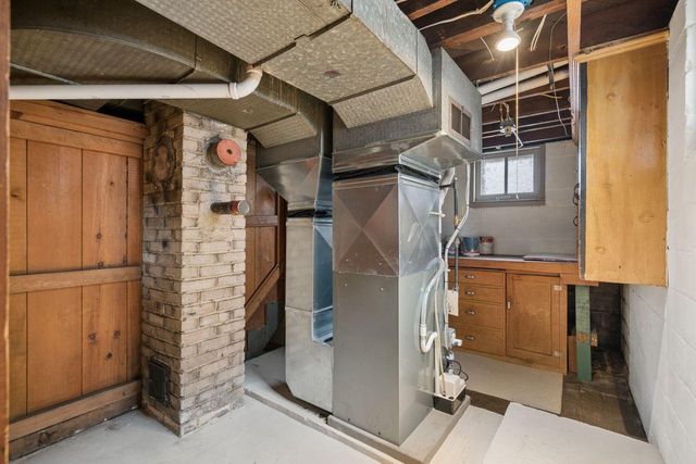 4725 37th Avenue S, Minneapolis, MN 55406