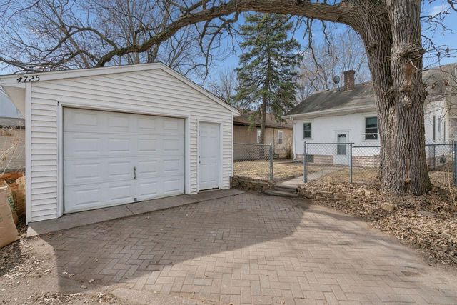 4725 37th Avenue S, Minneapolis, MN 55406