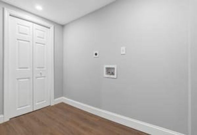 9 Walden Pond Ave, Saugus, MA 01906