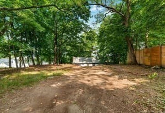 9 Walden Pond Ave, Saugus, MA 01906