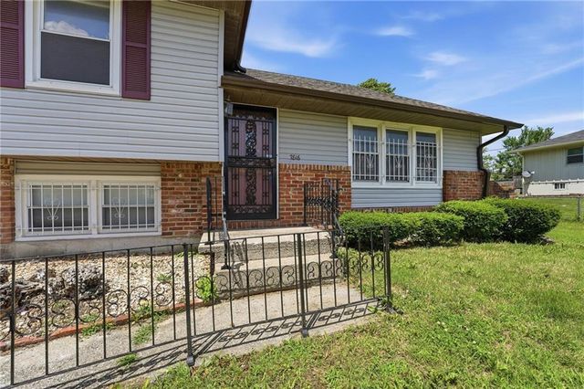 7816 Orville Avenue, Kansas City, KS 66112