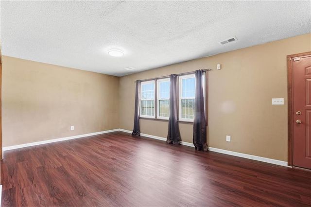 7816 Orville Avenue, Kansas City, KS 66112