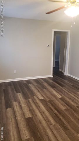 138 W Strathmore Avenue, Pontiac, MI 48340