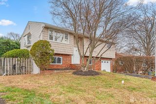 260 Grant Avenue, Piscataway, NJ 08854