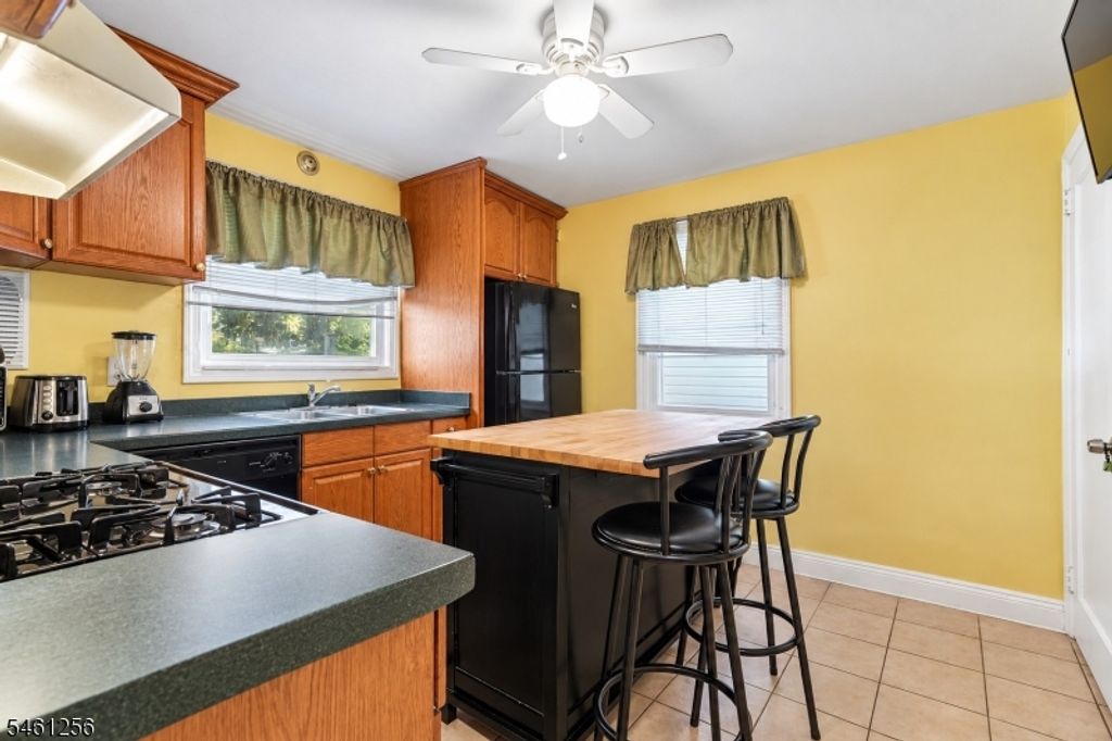 274 E Passaic Ave, Nutley Twp., NJ 07110 — photo 5