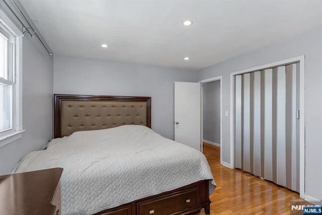 409 Farnham Avenue, Lodi, NJ 07644