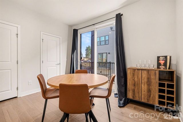 6111 Station Crossing Avenue, Charlotte, NC 28217