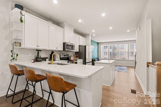 6111 Station Crossing Avenue, Charlotte, NC 28217