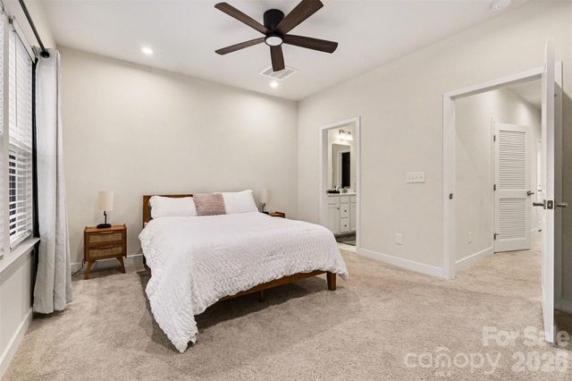 6111 Station Crossing Avenue, Charlotte, NC 28217