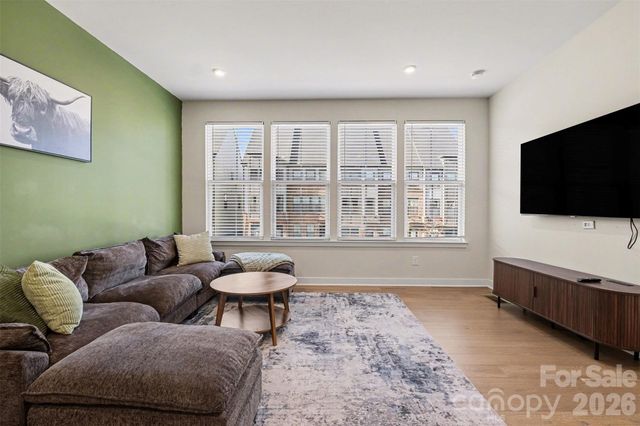 6111 Station Crossing Avenue, Charlotte, NC 28217