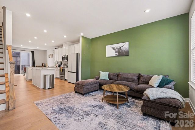 6111 Station Crossing Avenue, Charlotte, NC 28217