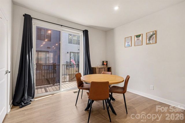 6111 Station Crossing Avenue, Charlotte, NC 28217