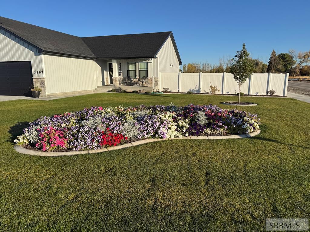 Image 2 of property listing at 3897 E Pepperwood Lane, Rigby, ID 83442