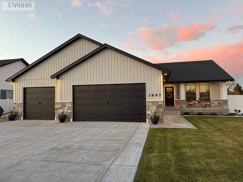 Image 4 of property listing at 3897 E Pepperwood Lane, Rigby, ID 83442