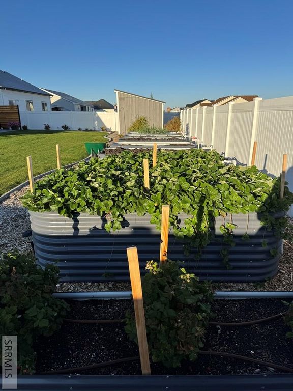 Image 44 of property listing at 3897 E Pepperwood Lane, Rigby, ID 83442