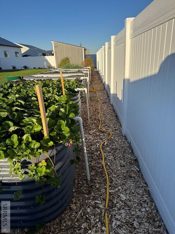 Image 45 of property listing at 3897 E Pepperwood Lane, Rigby, ID 83442