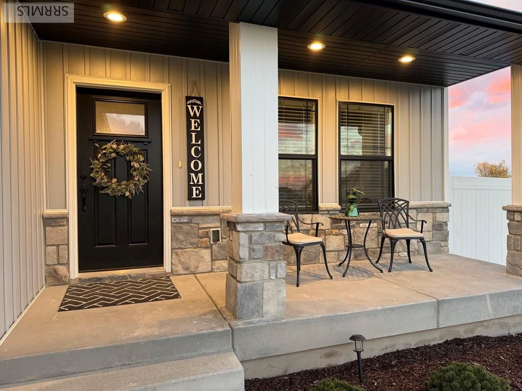 Image 5 of property listing at 3897 E Pepperwood Lane, Rigby, ID 83442