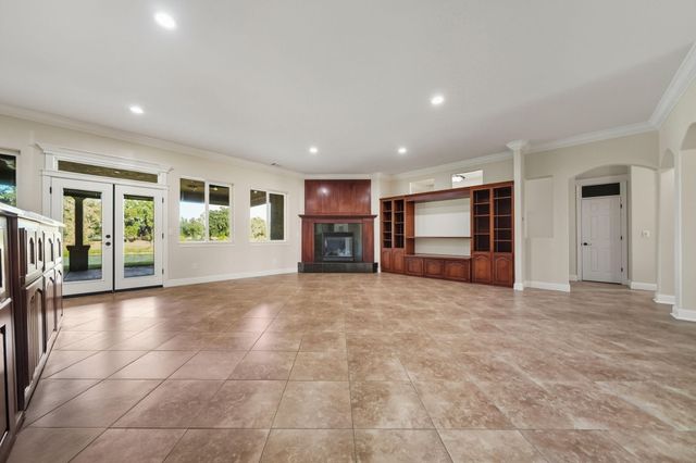 22890 Blue Jay Lane, Anderson, CA 96007