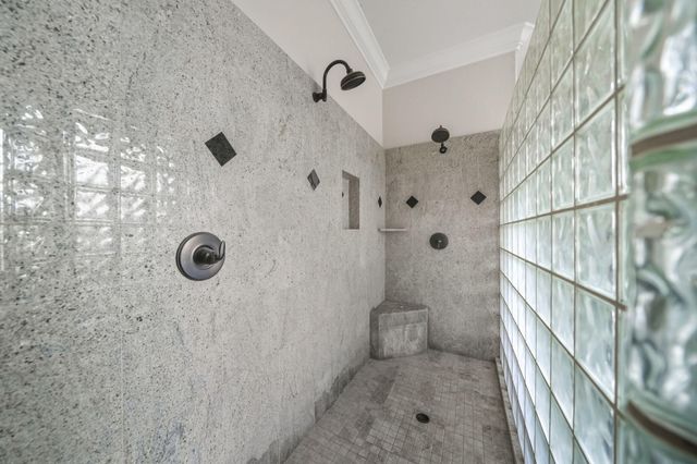 22890 Blue Jay Lane, Anderson, CA 96007