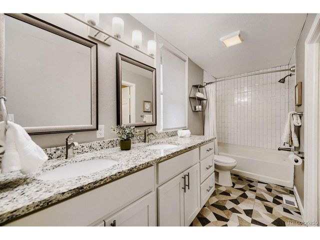 1194 S Washington St, Denver, CO 80210