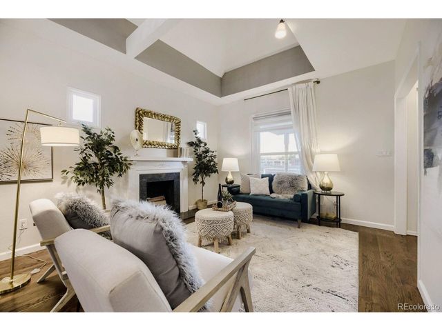 1194 S Washington St, Denver, CO 80210