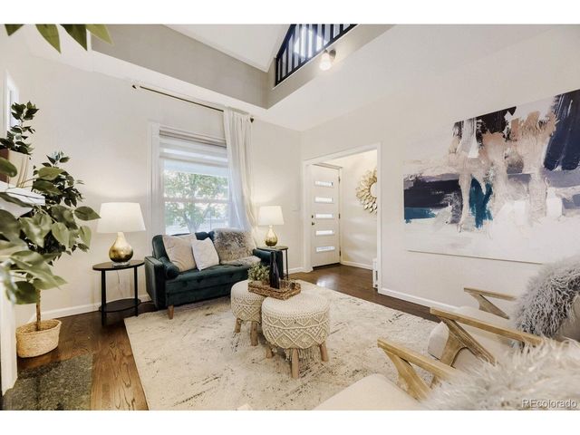 1194 S Washington St, Denver, CO 80210