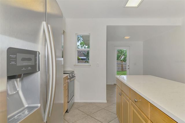 2136 BRUECKNER DRIVE, Sarasota, FL 34231