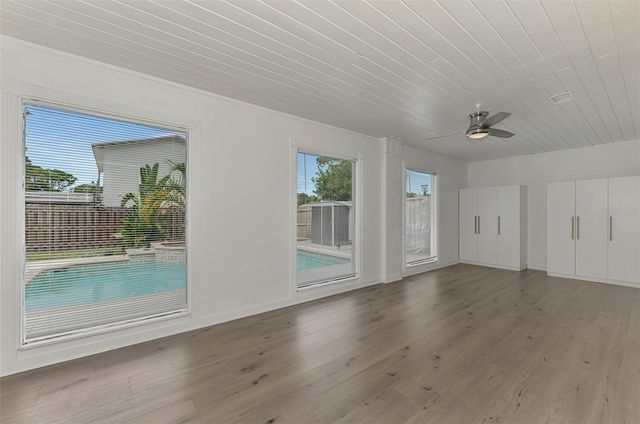 2136 BRUECKNER DRIVE, Sarasota, FL 34231