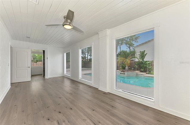 2136 BRUECKNER DRIVE, Sarasota, FL 34231