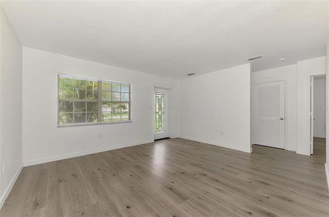 2136 BRUECKNER DRIVE, Sarasota, FL 34231