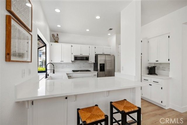 31 Oak Knolls, Laguna Hills, CA 92679