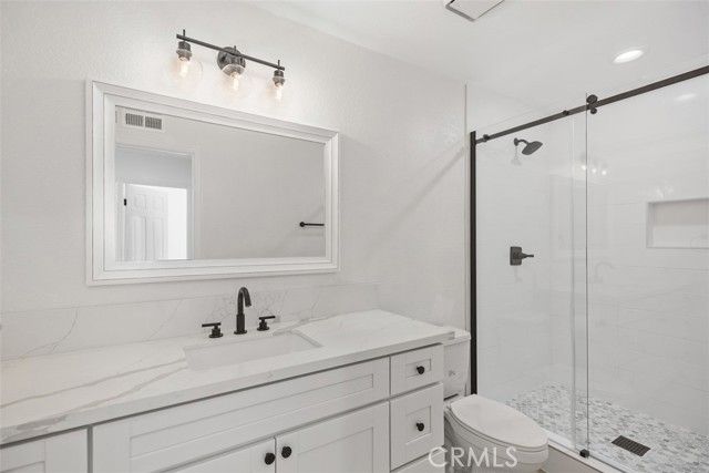 31 Oak Knolls, Laguna Hills, CA 92679