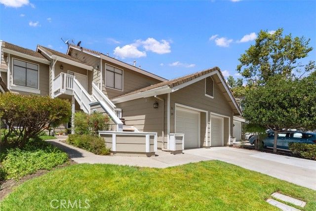 31 Oak Knolls, Laguna Hills, CA 92679