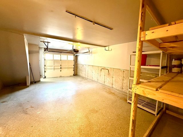 9 Olga Ave 9, Worcester, MA 01605