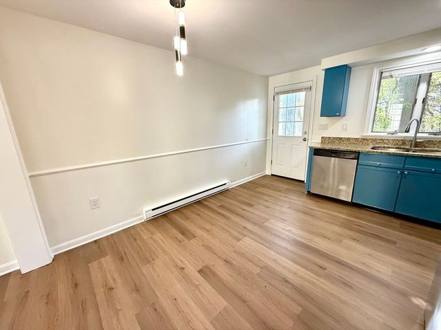 9 Olga Ave 9, Worcester, MA 01605