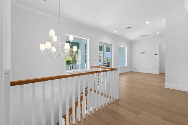 91 Golfview Drive, Tequesta, FL 33469