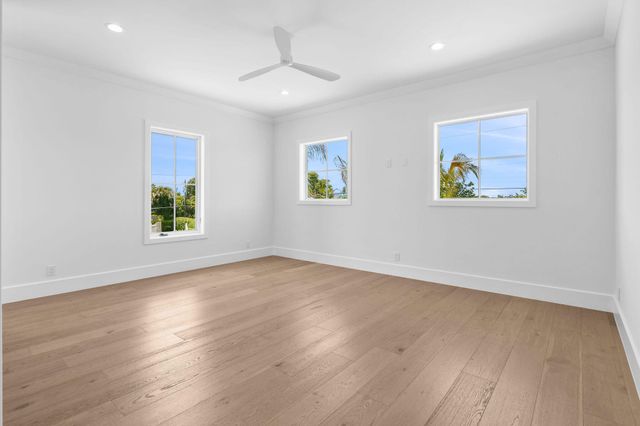 91 Golfview Drive, Tequesta, FL 33469