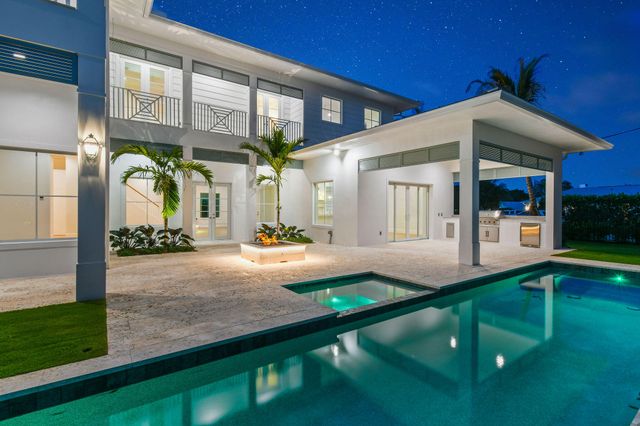 91 Golfview Drive, Tequesta, FL 33469